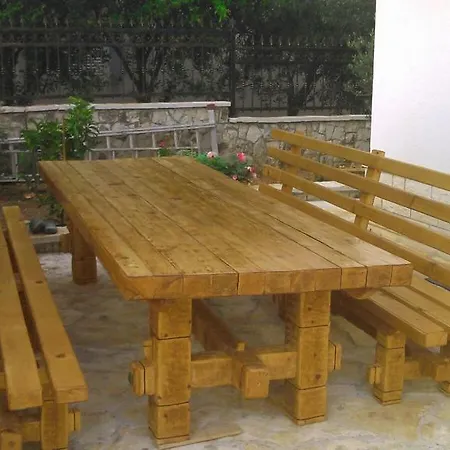 Nada Apartman Trogir